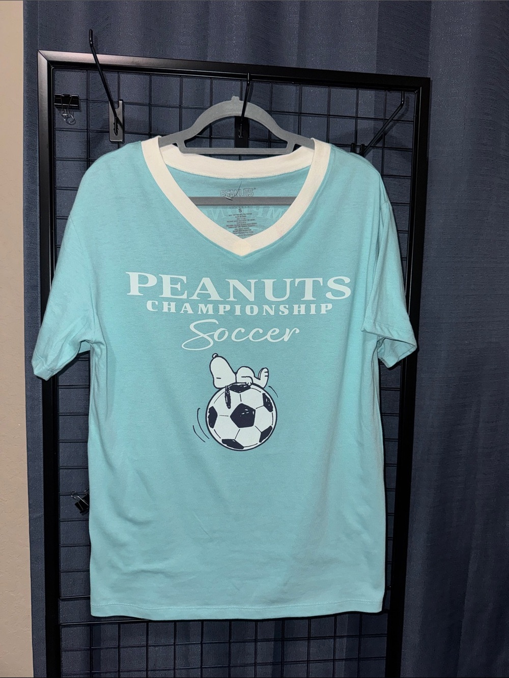 NWOT Peanuts W SZ SM Soccer Tee - Light Blue oversized.